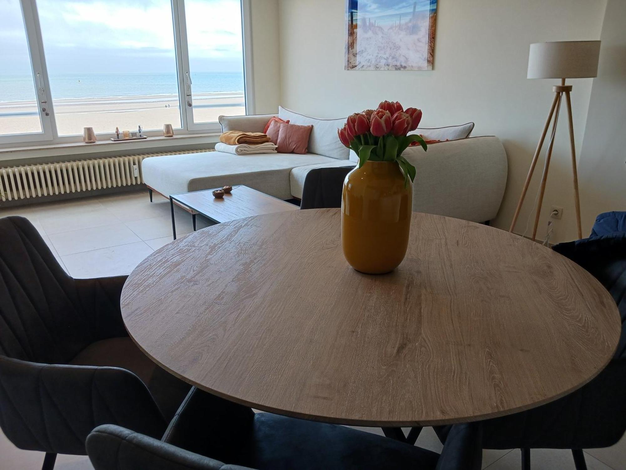 Suite Louisa Met Prachtig Zeezicht Остенде Екстериор снимка